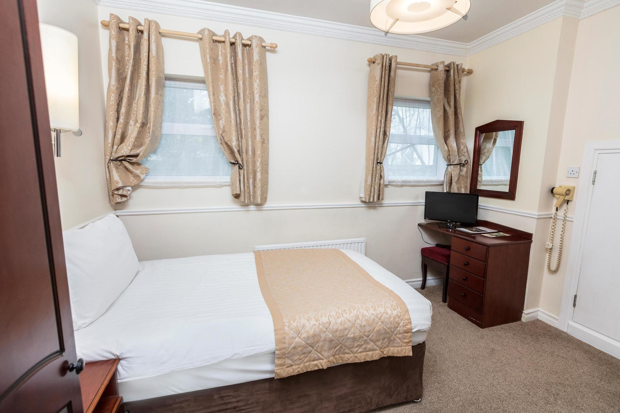 The Lansdowne Hotel Дублин Экстерьер фото