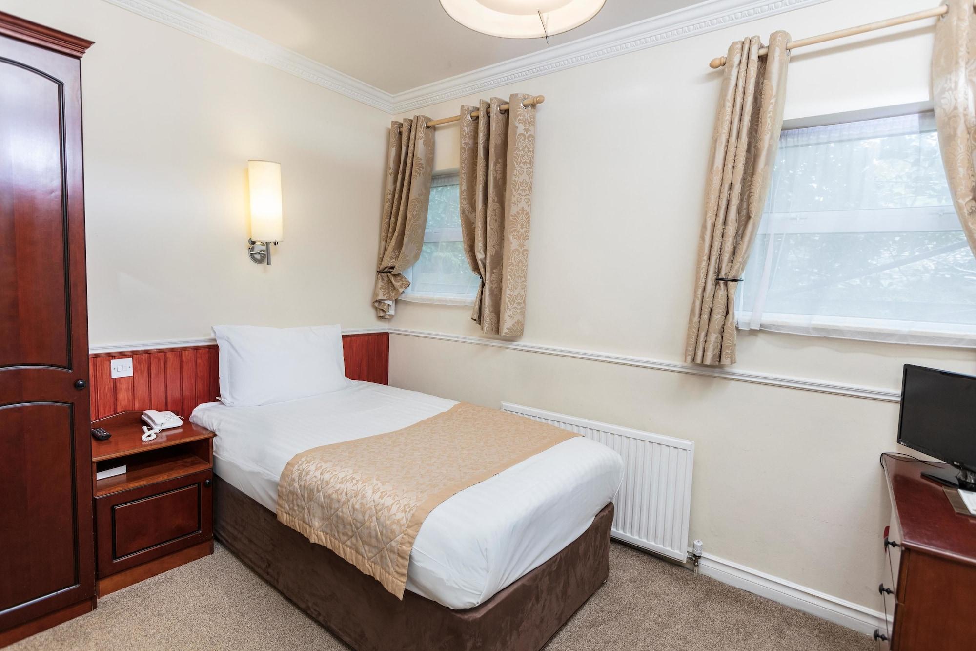 The Lansdowne Hotel Дублин Экстерьер фото