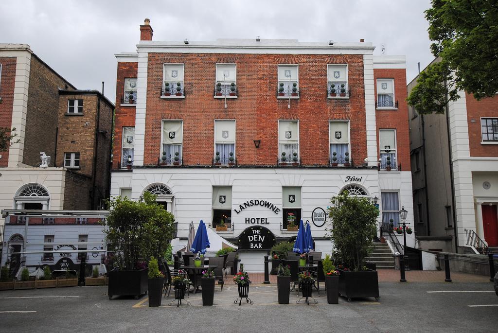 The Lansdowne Hotel Дублин Экстерьер фото